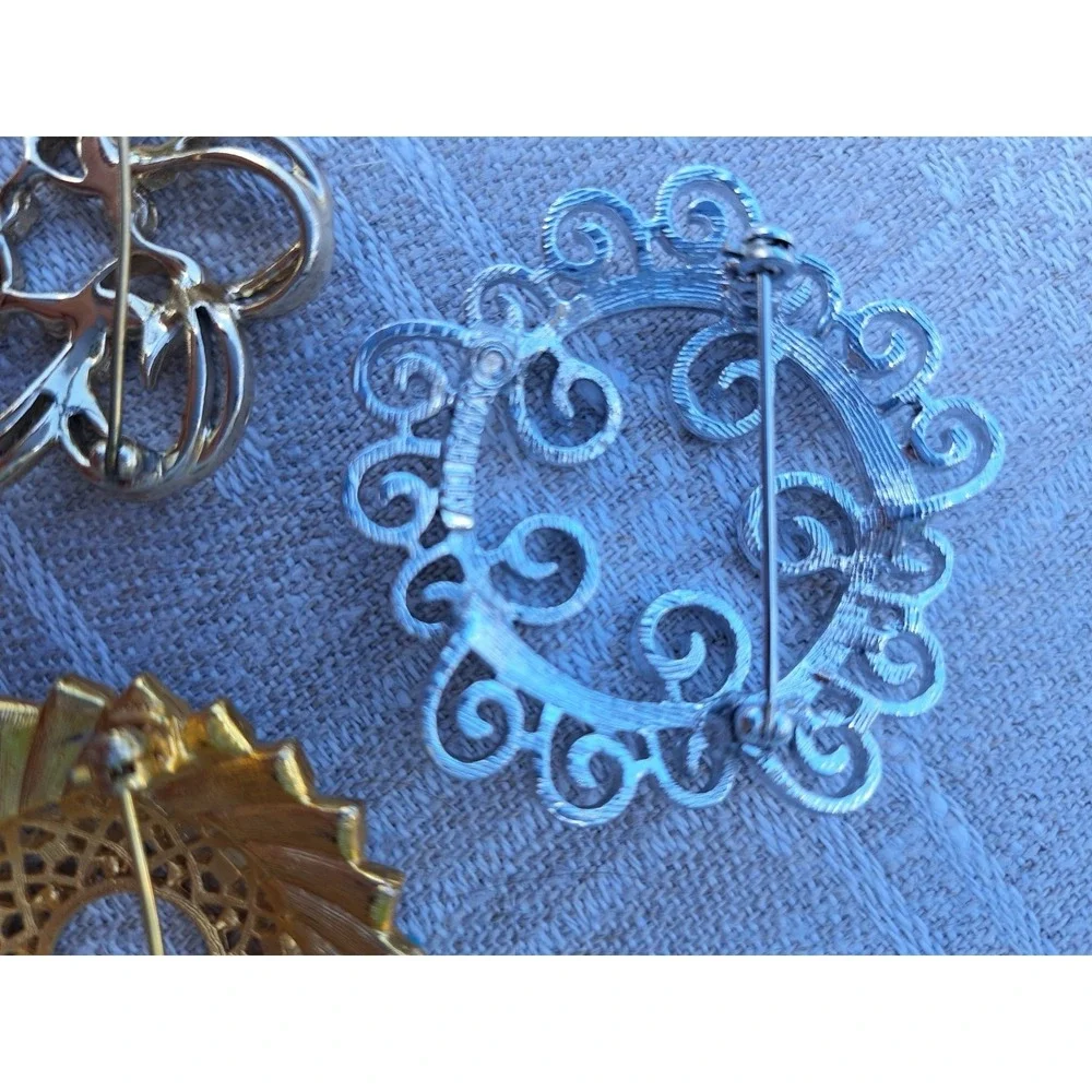 Sarah Coventry Brooches Set Of 3 Silver, Gold Tone Marked